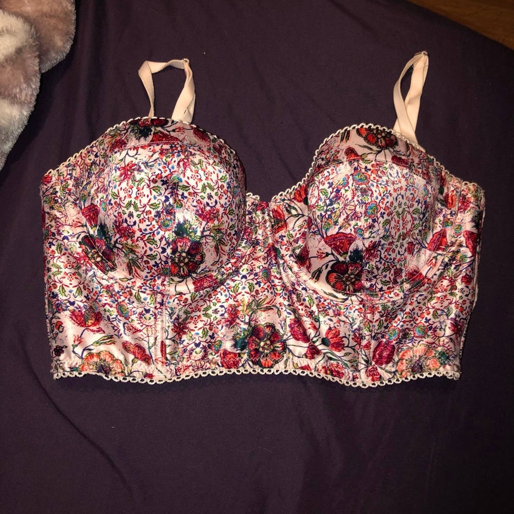 Victoria’s Secret top